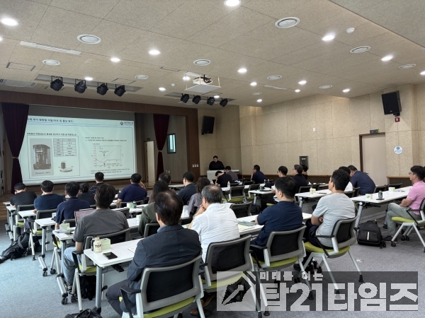 e8572d2aaf0182cb3bef3cec43560389_1783643716_9702.jpg e8572d2aaf0182cb3bef3cec43560389_1783643716_9702.jpg