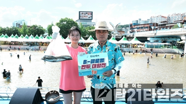 f07d86a5694d1442e2d25b40fbaf4171_1785112134_2223.jpg f07d86a5694d1442e2d25b40fbaf4171_1785112134_2223.jpg