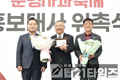 03ccaef423b3b95158b375ae13edd5c8_1792368845_8915.jpg 03ccaef423b3b95158b375ae13edd5c8_1792368845_8915.jpg